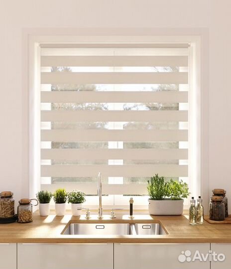 Штора рулонная День-Ночь 160x160 молочный;