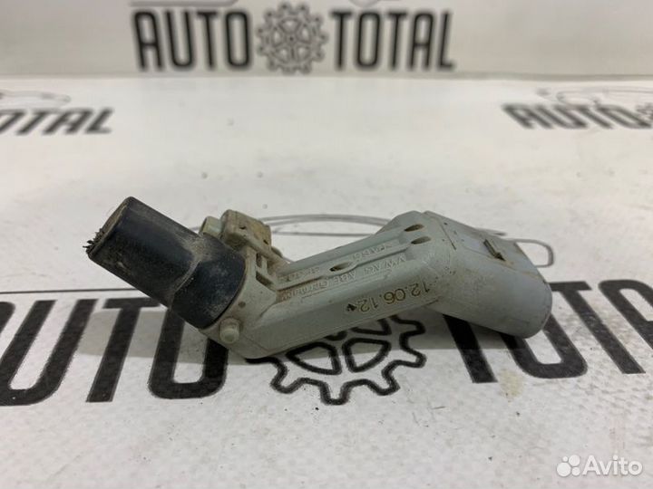 Датчик коленвала Volkswagen Polo sedan (MK5) cfna