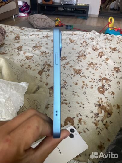 Чехол для iPhone 14
