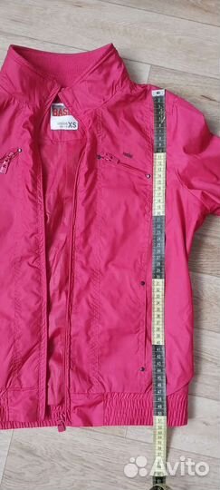 Ветровка для девочки