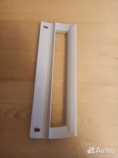 Ручка от холодильника морозильника atlant