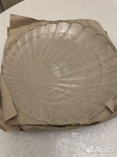 Тарелки разные