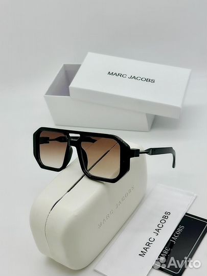 Солнцезащитные очки Marc Jacobs