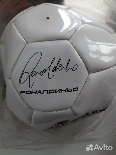 Футбольный мяч