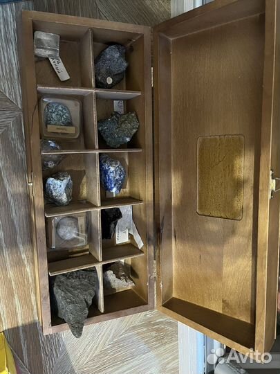 Камни и минералы коллекция