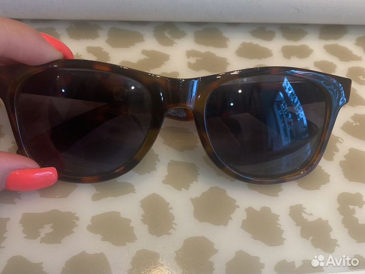 Солнцезащитные очки