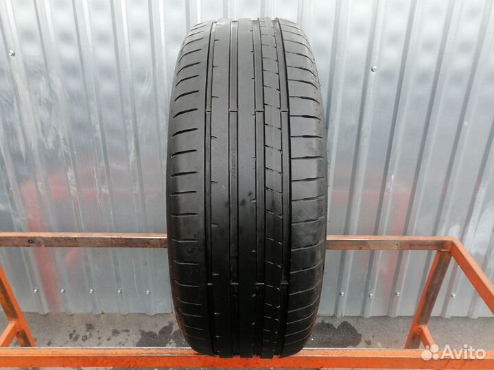 Dunlop SP Sport Maxx RT 2 215/55 R17 98W