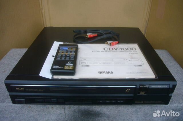 Проигрыватель LD и CD Yamaha CDV-1000