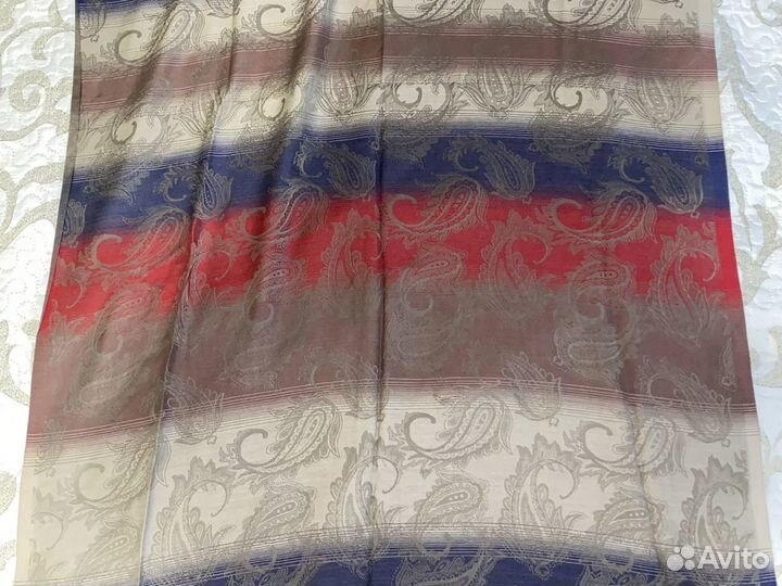 Палантин с узором