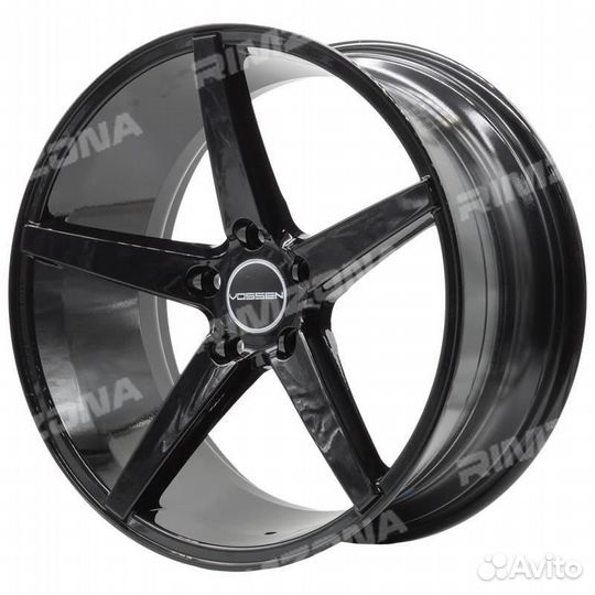 Литой диск в стиле vossen R17 5x114.3