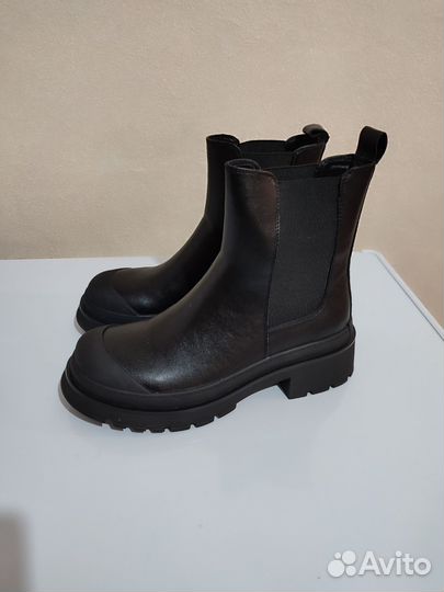 Демисезонные женские сапоги 40 р