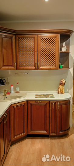 Кухонный гарнитур с техникой бу