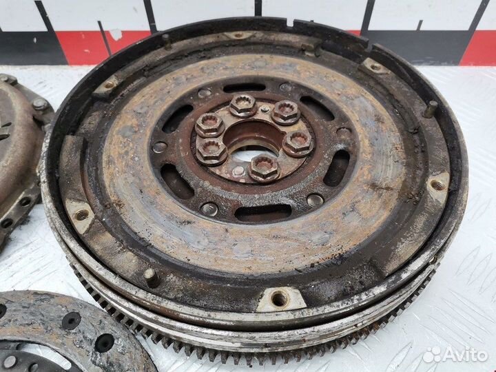 Маховик для Volkswagen Passat 5