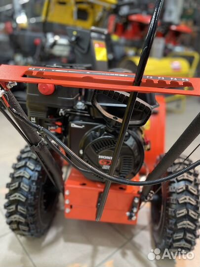 Снегоуборщик бензиновый Honda GX270 9HP