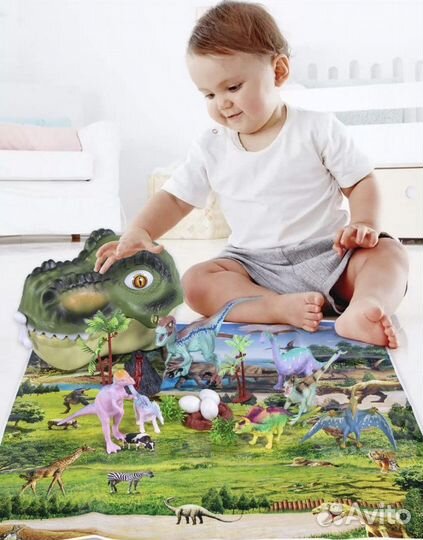 Набор динозавров новый