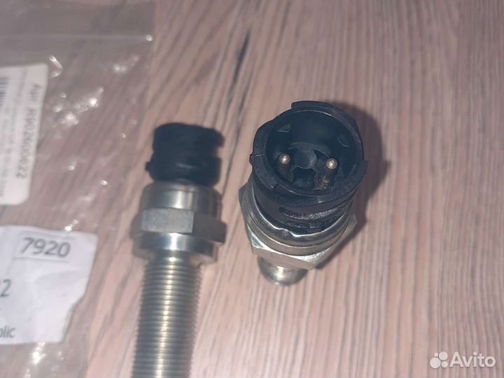 Индуктивный датчик скорости R902600622