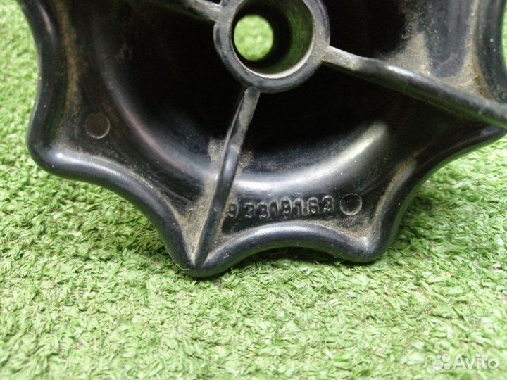 Кронштейн Chevrolet Cobalt 2011