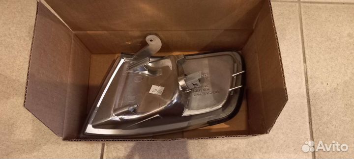 Поворотник правый Honda Accord