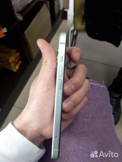 iPhone 15, 128 ГБ