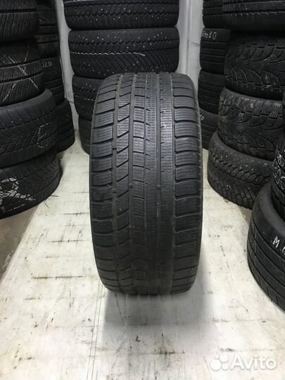 Hankook IceBear W300 275/40 R20 93P