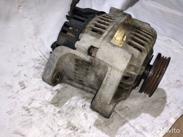 Генератор Renault Megane Scenic Clio Kangoo Laguna