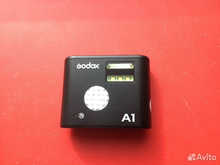 Вспышка Godox A1 для смартфонов