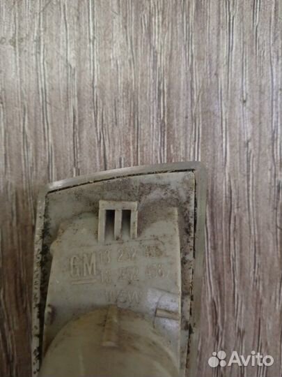 Повторитель поворота передний правый Opel Corsa D