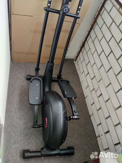 Эллиптический тренажер Titanium Masters Orbitech