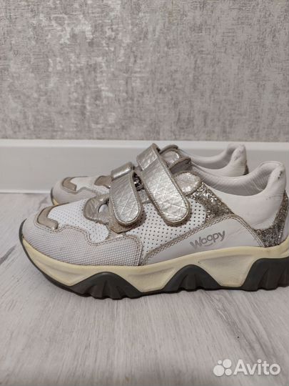 Кроссовки Woopy