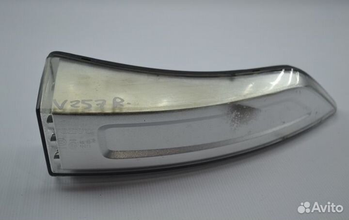 Поворотник передний, правый volvo FH (01.12)