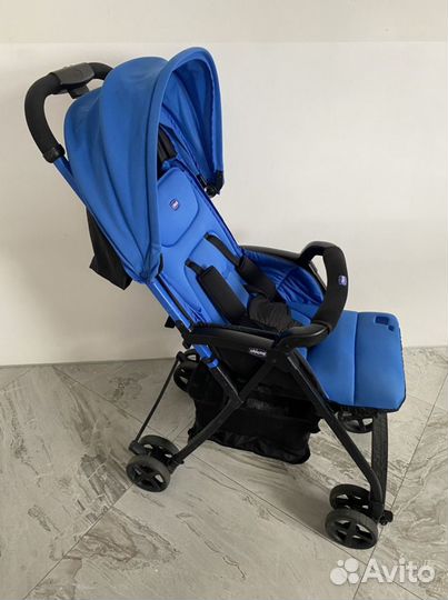 Коляска детская. Суперлегкая