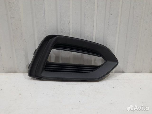 Накладка противотуманной фары правая Hyundai