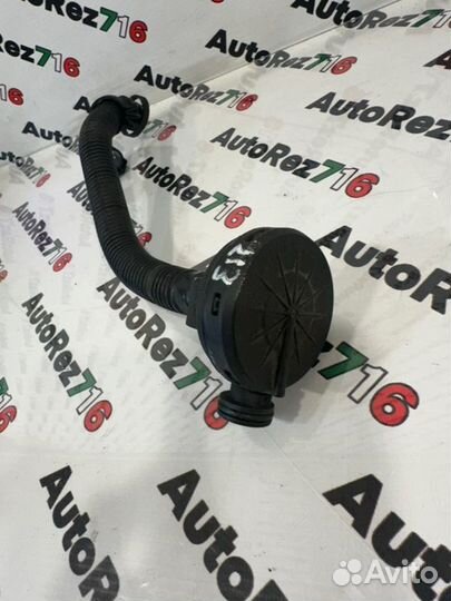 Клапан вентиляции картера Volkswagen Polo 5