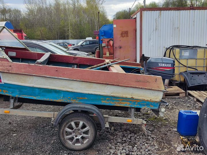 Комплект моторная лодка с мотором и прицепом