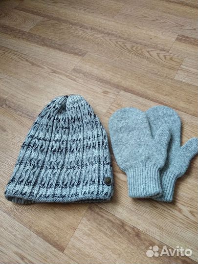 Шапка женская вязаная