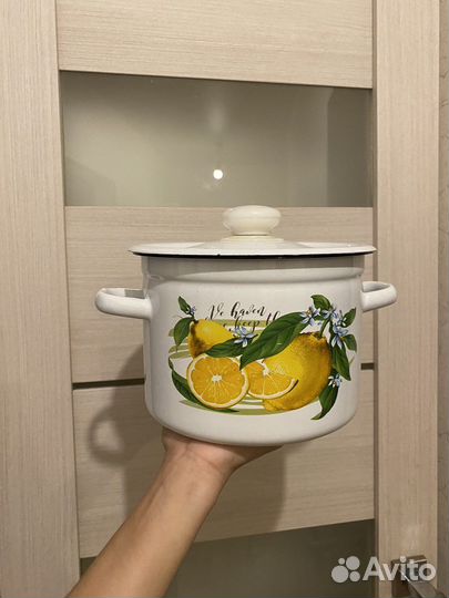 Кастрюля эмалированная бу