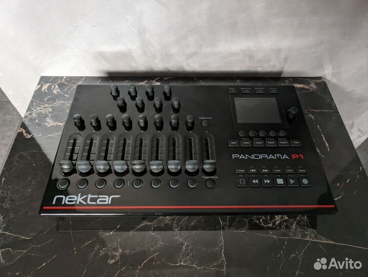 Контроллер Nektar Panorama P1