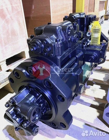 Основной насос Case CX235CSR KRJ10290