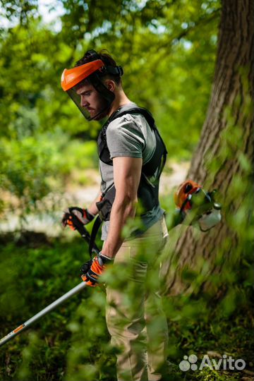 Защитный козырек для садовых работ Villager VFS142