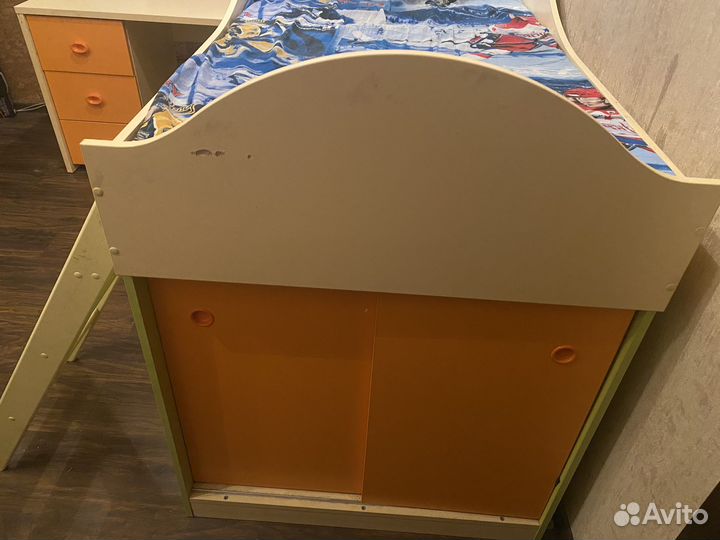 Кровать чердак