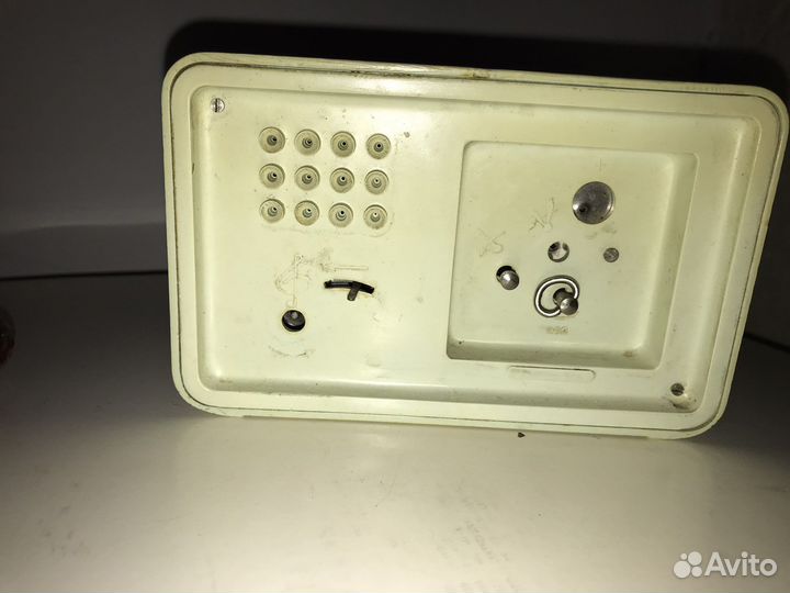 Часы- будильник