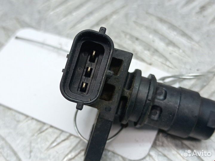 Датчик распредвала для Volvo S80 1 30713370