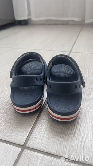 Сандалии crocs c13