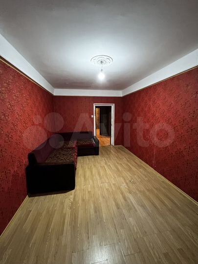 2-к. квартира, 60 м², 1/9 эт.