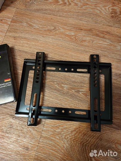 Кронштейн для телевизора