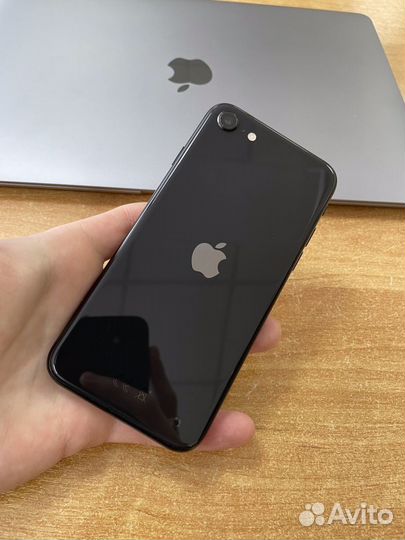 iPhone SE (2020), 64 ГБ