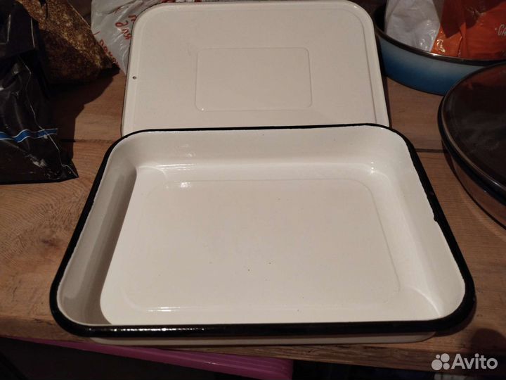 Лоток эмалированный