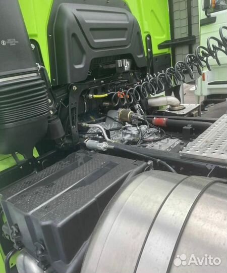 Shacman (Shaanxi) SX4188YY381, 2023