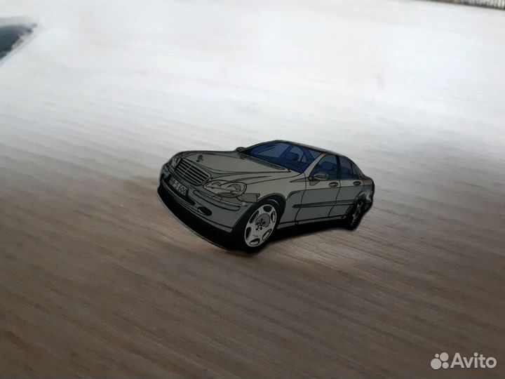 Значки Mercedes