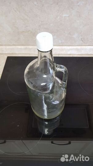 Бутылка стеклянная 1.75 л